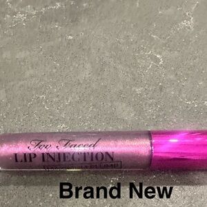 Too Faced Lip Injection Lip Gloss - Shimmery Pink Purple